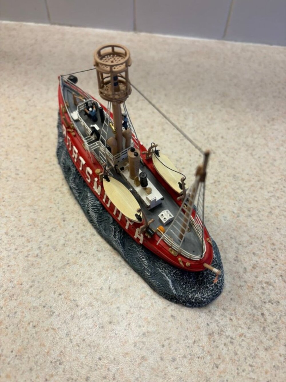 Vintage HARBOUR LIGHTS ANCHOR BAY GREAT SHIPS -THE PORTSMOUTH- LIGHT VESSEL #101 - Picture 3 of 12